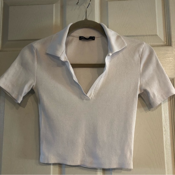 Zara cropped collar ribbed t shirt- size medium - Picture 2 of 10
